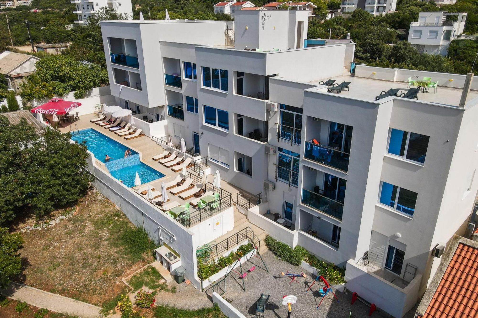 Apartments Limunada 우체하 외부 사진